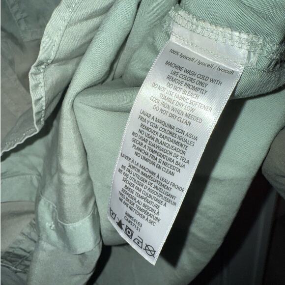 New Calvin Klein Jeans Women's Button Down Sage Acid Wash Shirt size M - Picture 5 of 8